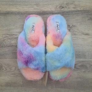 Faux Fur Tie Dye Slippers